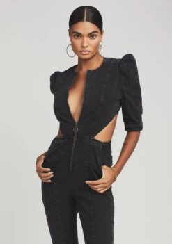 Kiara Jumpsuit -TrendAura Store 210921 RETROFETE ECOMM SET2 SHOT27 4557