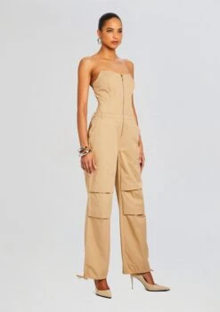 Stana Jumpsuit 7 Stana Jumpsuit -TrendAura Store Ecommerce Crop 20240326 STANAJUMPSUIT SAND32464 ECOMM