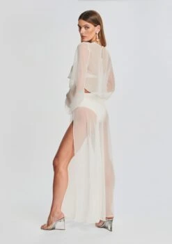 Grace Cropped Shirt -TrendAura Store Ecommerce Crop 221129 Ecom Set2 SHOT 08 1404 e0a757f3 1e20 445b 9045 6a2e400608ab