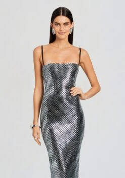 Kyree Embellished Knit Dress -TrendAura Store Ecommerce Crop 23 10 18 KYREEKNITDRESS BLACK 0652 ECOMM