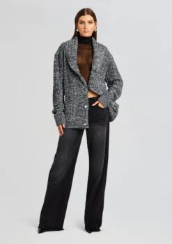 Cliff Robe -TrendAura Store Ecommerce Crop 23 10 25 CLIFFROBE CHARCOAL 533 ECOMM