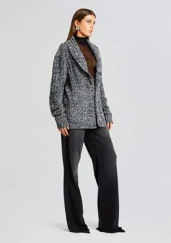 Cliff Robe -TrendAura Store Ecommerce Crop 23 10 25 CLIFFROBE CHARCOAL 548 ECOMM