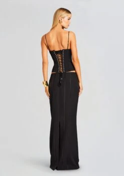 Briar Skirt 8 Briar Skirt -TrendAura Store Ecommerce Crop 23 11 15 PETRATOP BRIARSKIRT BLACK 2050 ECOMM