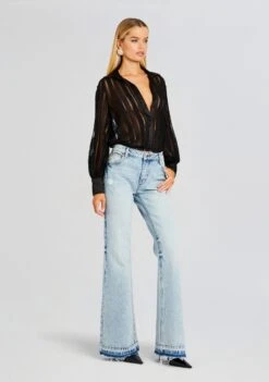 Donney Bodysuit -TrendAura Store Ecommerce Crop 23 11 16 DONNEYSHIRT BLACK 2421 ECOMM