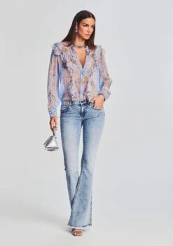 Lyna Shirt -TrendAura Store Ecommerce Crop 230321 Set2 SHOT 60 511 eComm