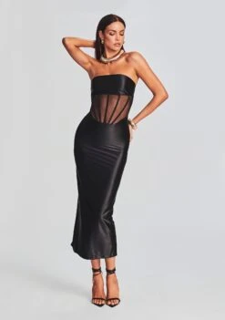 Baila Dress -TrendAura Store Ecommerce Crop 230321 Set2 SHOT 86 3004 eComm