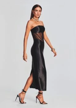 Baila Dress -TrendAura Store Ecommerce Crop 230321 Set2 SHOT 86 3045 eComm