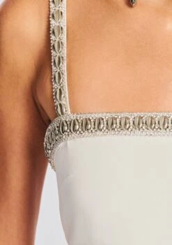 Regina Shell Dress 11 Regina Shell Dress -TrendAura Store Ecommerce Crop 230419 SET1 SHOT 07 1331 eComm