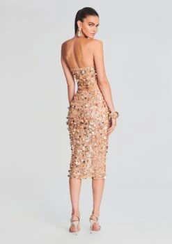 Mirage Embellished Skirt -TrendAura Store Ecommerce Crop 230510 Set2 SHOT 45 4958 eComm 222eeceb 0320 45e1 8545 2e3b44ed39b2