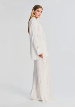 Bree Shirt -TrendAura Store Ecommerce Crop 230621 ECOM SET2 SHOT 32 3951 ECOMM