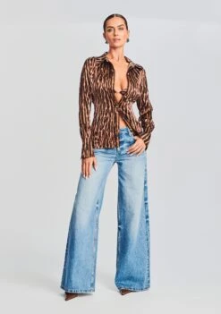 Olsen Silk Top -TrendAura Store Ecommerce Crop 230718 SET2 OLSENTOP MONETBRA 4256 ECOMM