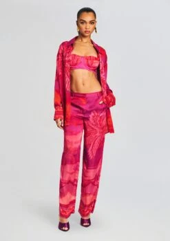 Soma Oversized Shirt -TrendAura Store Ecommerce Crop 231128 SOMABANDEAU SOMASHIRT SOMAPANTS 0330 ECOMM 8875d69d b423 41a9 9330 29c7ef795945