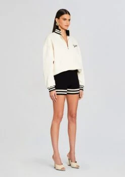 Asbury Sweatshirt -TrendAura Store Ecommerce Crop 24 01 11 ASBURYSWEATSHIRT BAYSHORT BLACKCREAM 1324 ECOMM