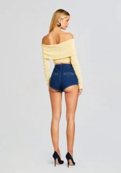 Besty Top 8 Besty Top -TrendAura Store Ecommerce Crop 24 01 11 BETSYTOP BUTTER KINSLEYSHORT DEEPSEA 1179 ECOMM e4a462d8 3b0a 4d76 a012 6d986f7d657e