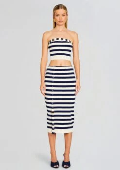 Cleat Knit Skirt -TrendAura Store Ecommerce Crop 24 01 11 CONSTANCETOP CLEATSKIRT CREAMNAVY 0623 ECOMM 532cab41 63e1 4864 adeb d8e1ee64beef