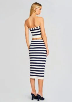 Cleat Knit Skirt -TrendAura Store Ecommerce Crop 24 01 11 CONSTANCETOP CLEATSKIRT CREAMNAVY 0664 ECOMM ffc94668 4707 407e 872c 3553b8565fbb