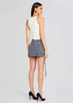 Aqua Tank -TrendAura Store Ecommerce Crop 24 01 11 EUDORATOP WHITE FINNCARGOSKIRT NAVYSTRIPE 0967 ECOMM