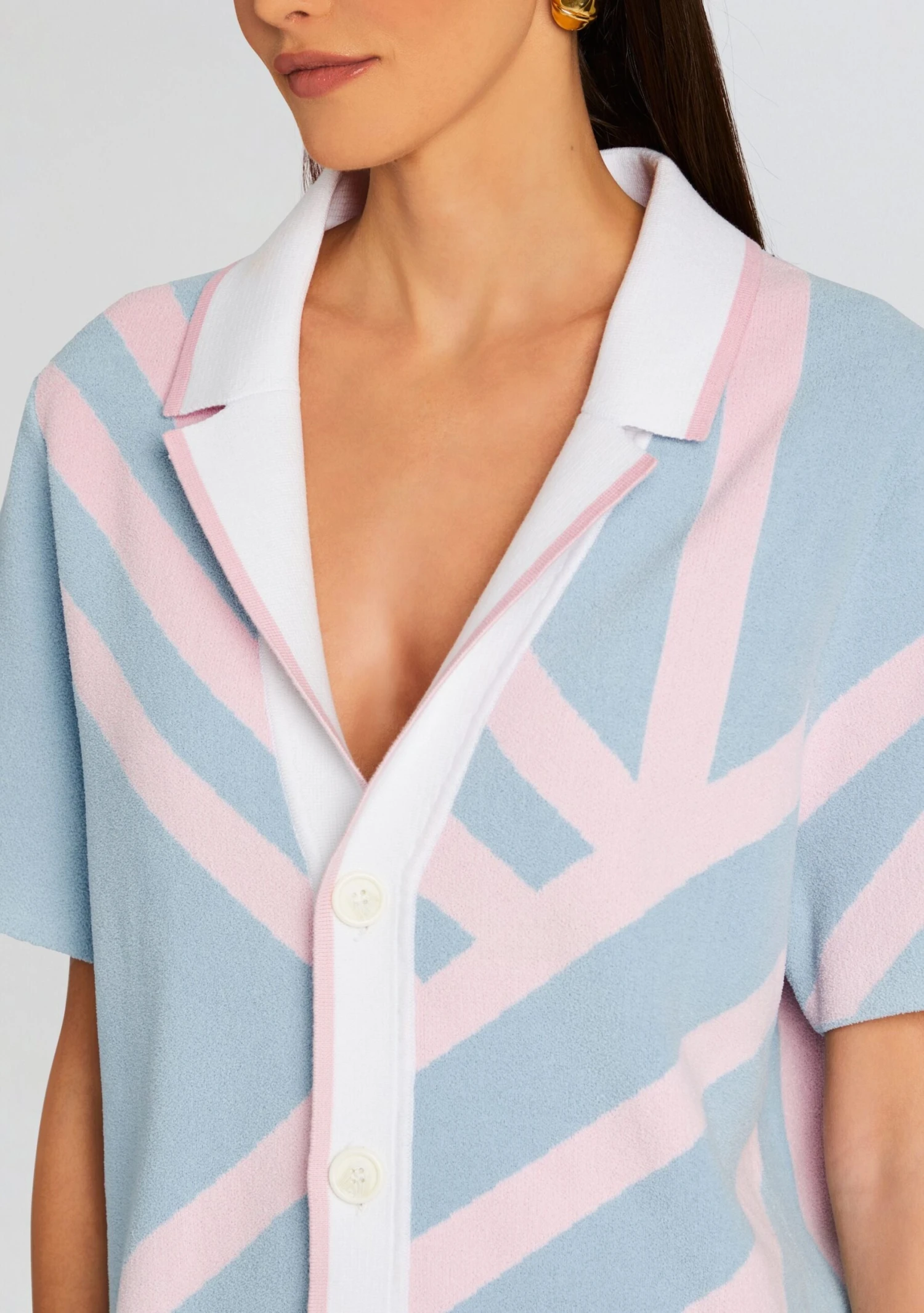 Lei Shirt 2 Lei Shirt - Image 2