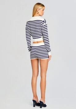 Jac Knit Short 8 Jac Knit Short -TrendAura Store Ecommerce Crop 24 01 11 ROSETOP JACSHORT CREAMNAVY 0941 ECOMM 0796ed67 7a6a 4e59 8f0a 8743d2844ae1