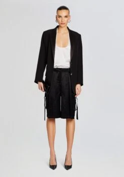 Dori Silk Top 9 Dori Silk Top -TrendAura Store Ecommerce Crop 24 02 15 DORITOP WHITE MAESHORT BLACK 1349 ECOMM