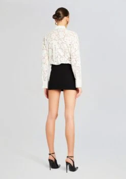 Oversized Lace Shirt -TrendAura Store Ecommerce Crop 24 02 29 LONDONLACEOVERSIZEDDRESSSHIRT WHITE 2373 ECOMM