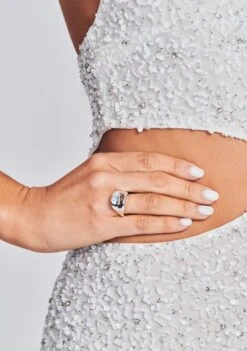 Katerina Sequin Feather Dress -TrendAura Store Ecommerce Crop Retrofete eComm 221018 Set2 SHOT 14 1363